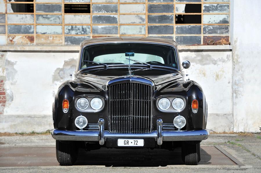  Bentley S3 Saloon 1962 года  (фото 8 из 14)